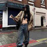 Varm kort jakke i imiteret vaskebjørnepels