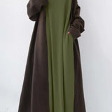 Sweatshirtkjole med slids forneden og V-hals