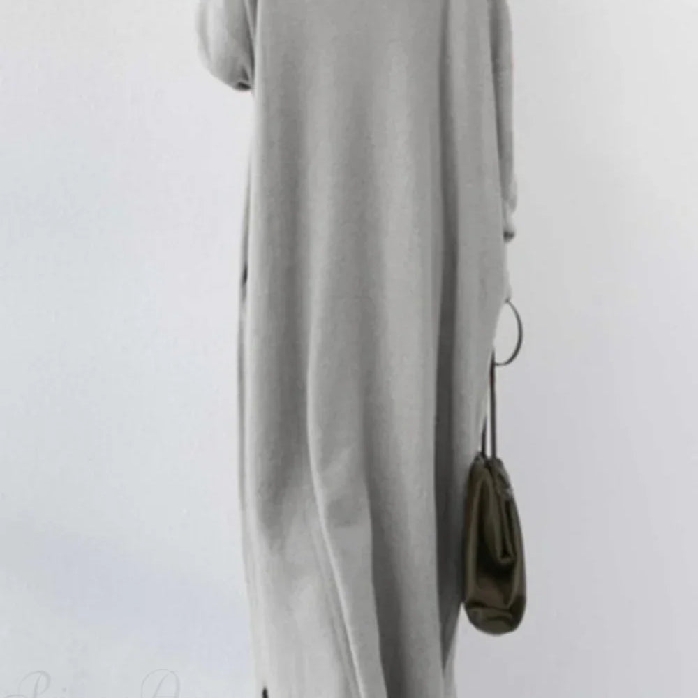 Sweatshirtkjole med slids forneden og V-hals