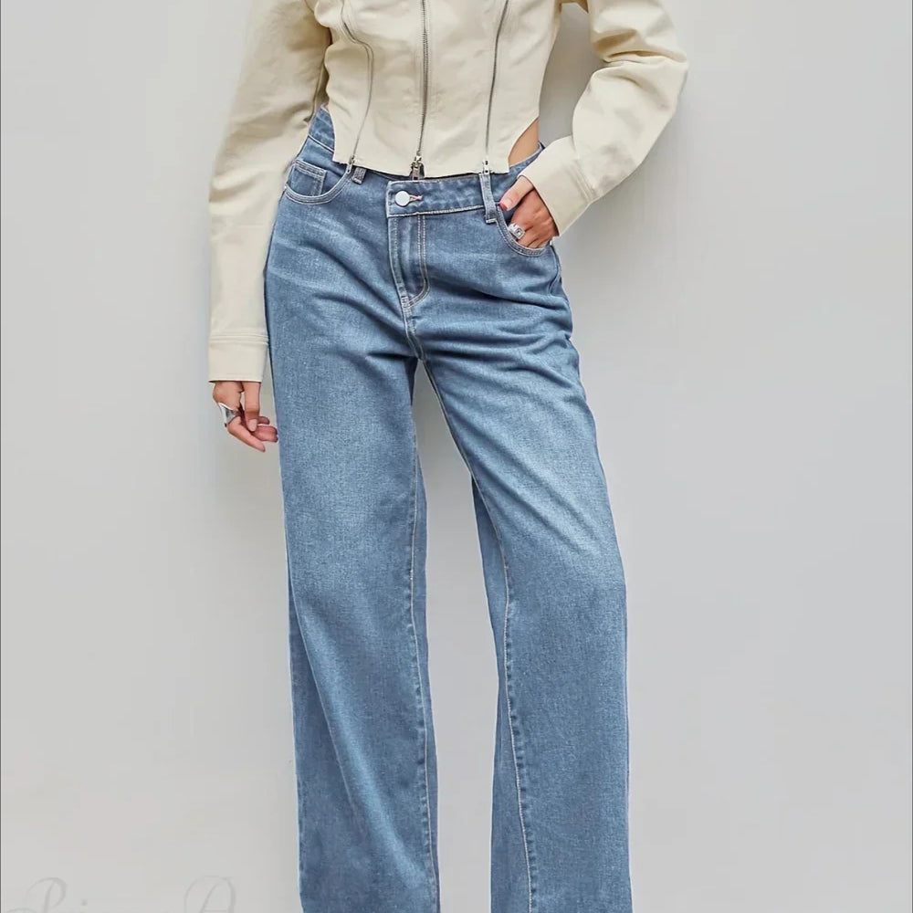 Asymmetriske, lige jeans med knapper