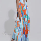 Elegant plisseret midikjole med halterneck og åbne stropper bagpå, charmerende og elegant