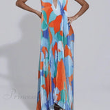 Elegant plisseret midikjole med halterneck og åbne stropper bagpå, charmerende og elegant