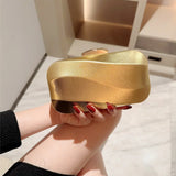 Tekstureret firkantet aftenclutch til bryllup