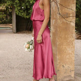 Unikke og charmerende ærmeløse midikjoler med høj hals til brudepiger