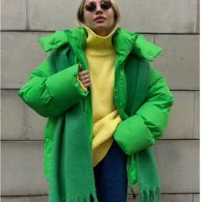 Elegant, komfortabel og funktionel hættejakke til kvinder