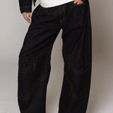 Brede, falmede jeans med sporty talje