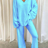 Dame loungewear-sæt – Blød strik – Langærmet top med V-hals – Bukser med lige ben