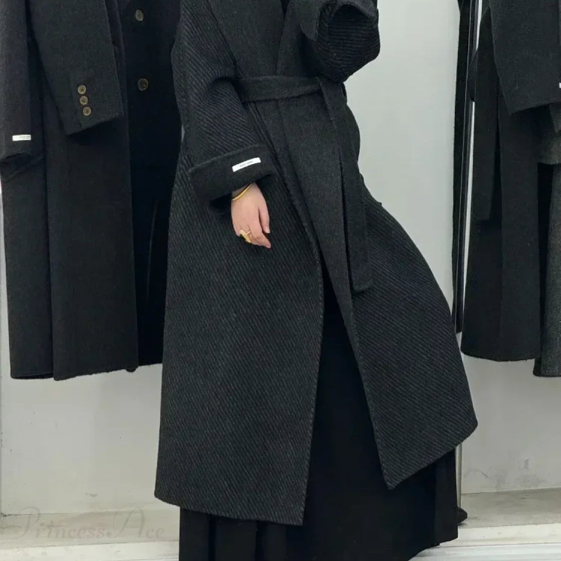 Dame kashmirfrakke i kontorstil med uldhætte