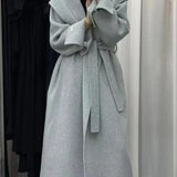 Dame kashmirfrakke i kontorstil med uldhætte